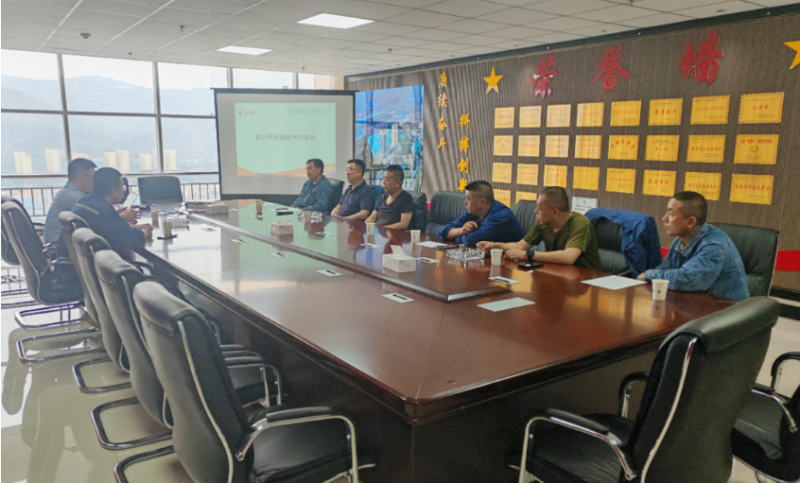 兄弟同心 合作共贏(yíng)&mdash;&mdash;鋁電解智能裝備與技術(shù)研發(fā)聯(lián)合體開(kāi)展技術(shù)交流座談
